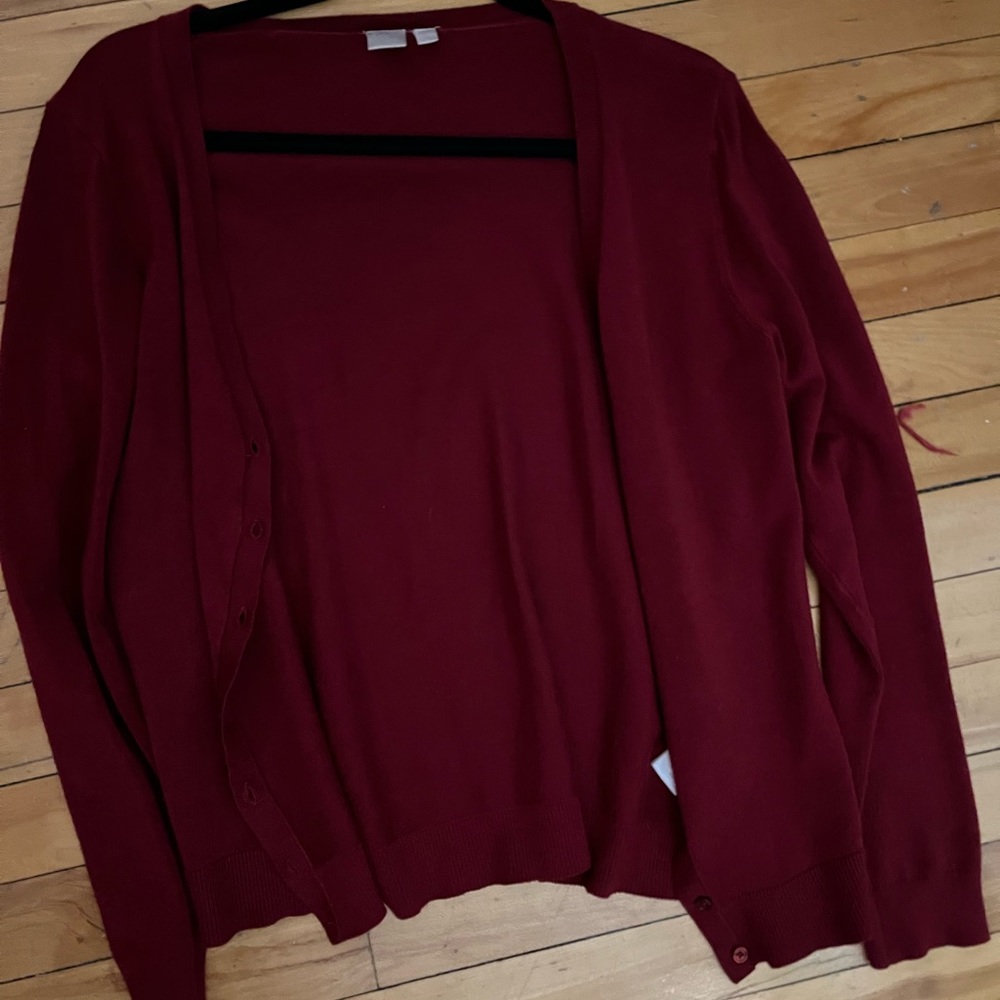 Beautiful burgundy cardigan
